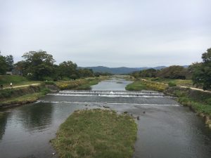 朝の鴨川