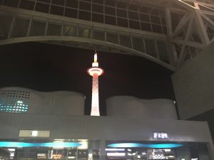 京都着物レンタル花かんざし　夜の京都タワー