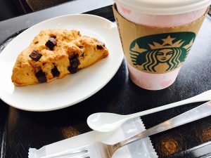 京都駅からひと駅花かんざし　starbucks